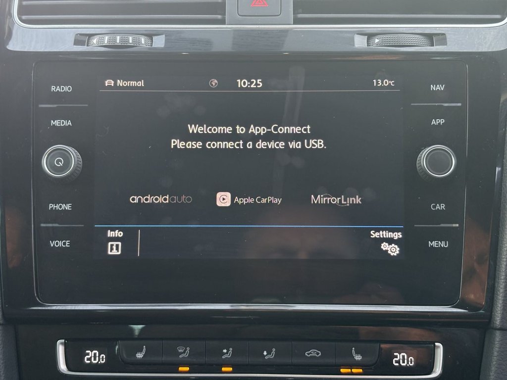 Used Volkswagen Golf 2019 for sale - 76558515: Photo 21