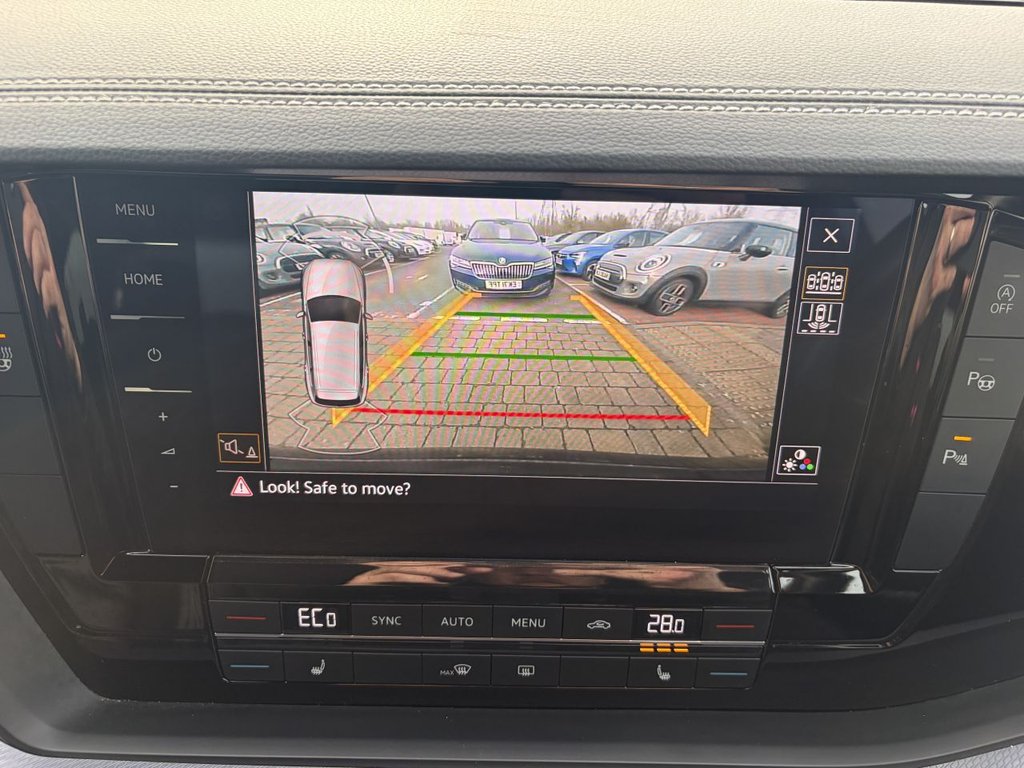 Used Volkswagen Touareg 2018 for sale - 77780114: Photo 16