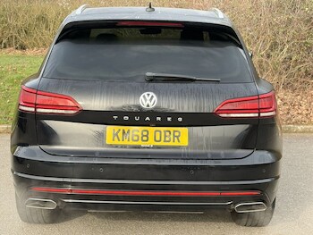 Used Volkswagen Touareg 2018 for sale - 77780114: Photo