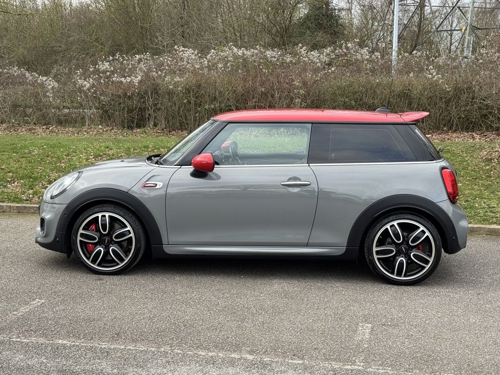 Used MINI Hatch 2019 for sale - 77571683: Photo 2