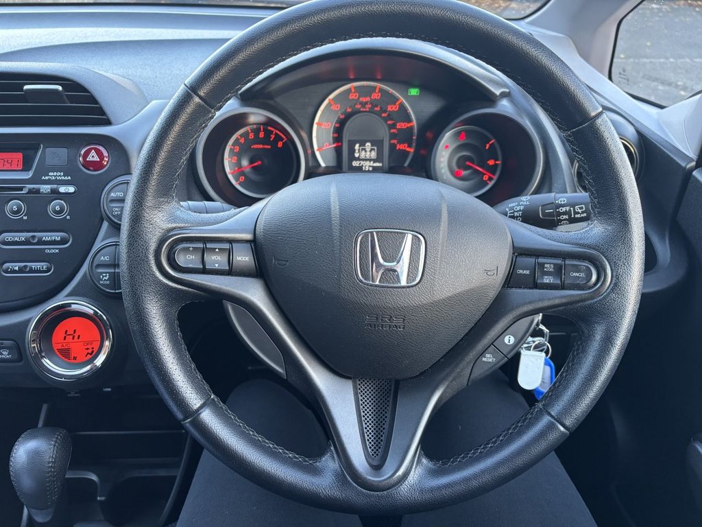 Used Honda Jazz 2015 for sale - 76356238: Photo 12