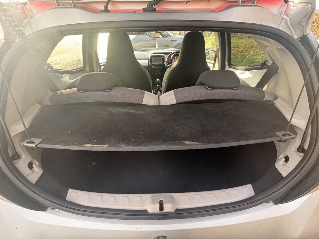 Used Toyota AYGO 2017 for sale - 76950222: Photo 11