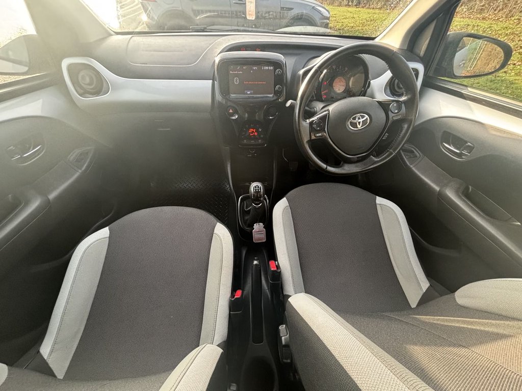 Used Toyota AYGO 2017 for sale - 76950222: Photo 9