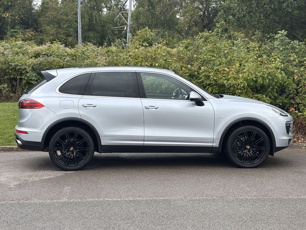 Used Porsche Cayenne 2016 for sale - 76039414: Photo 6
