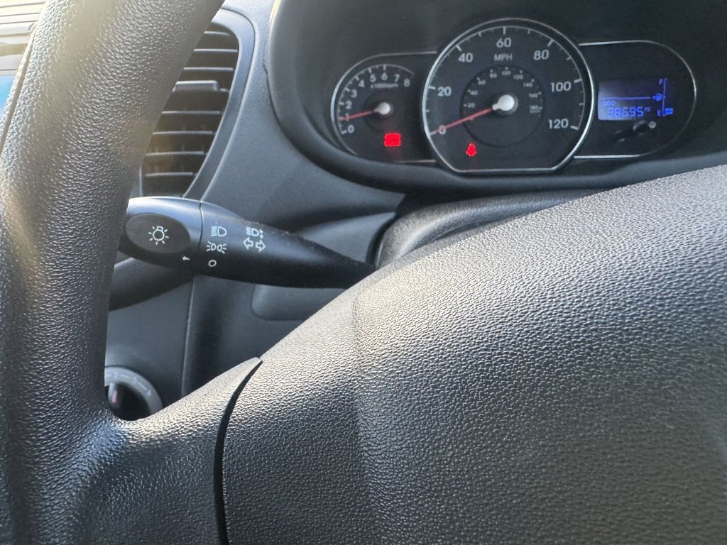 Used Hyundai i10 2013 for sale - 77520706: Photo 11