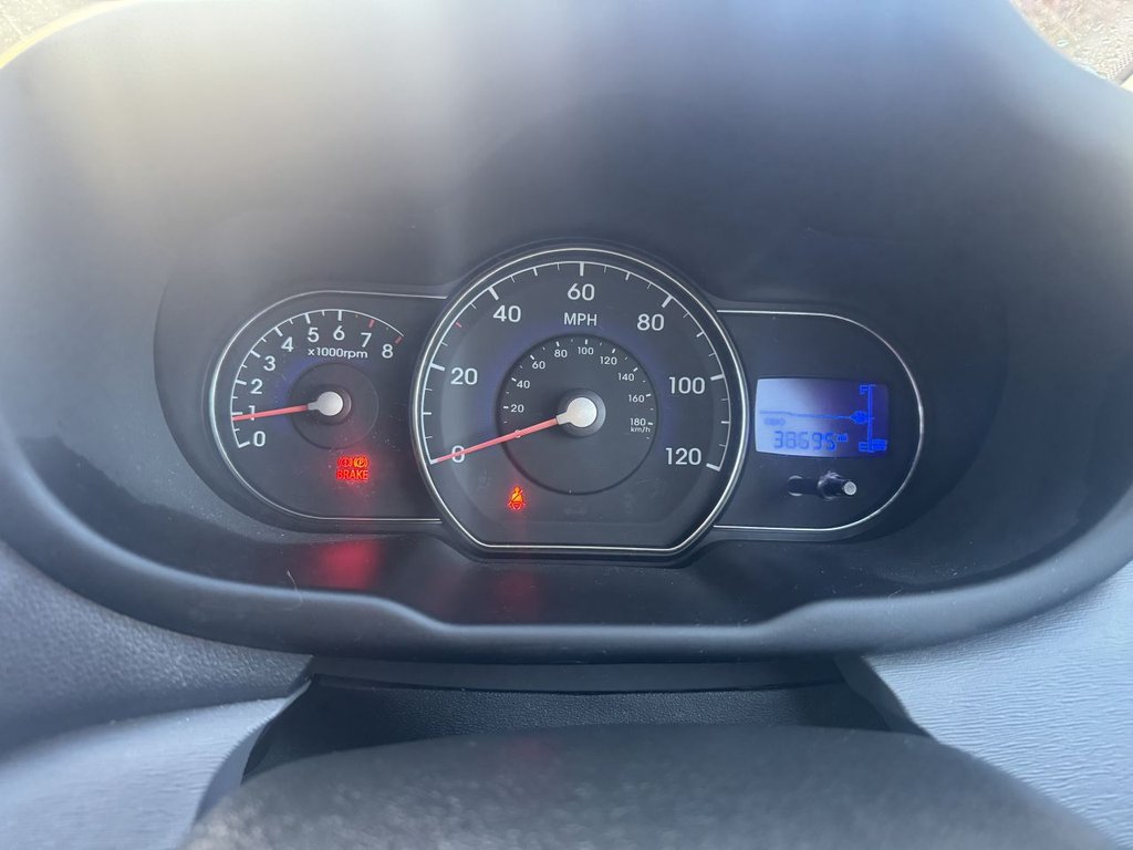 Used Hyundai i10 2013 for sale - 77520706: Photo 13