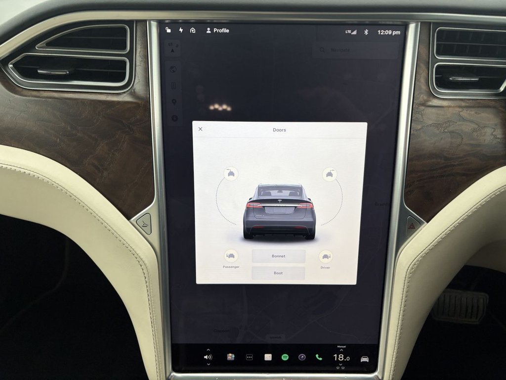 Used Tesla Model X 2018 for sale - 78082203: Photo 13