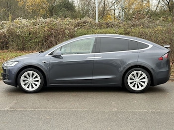 Used Tesla Model X 2018 for sale - 78082203: Photo