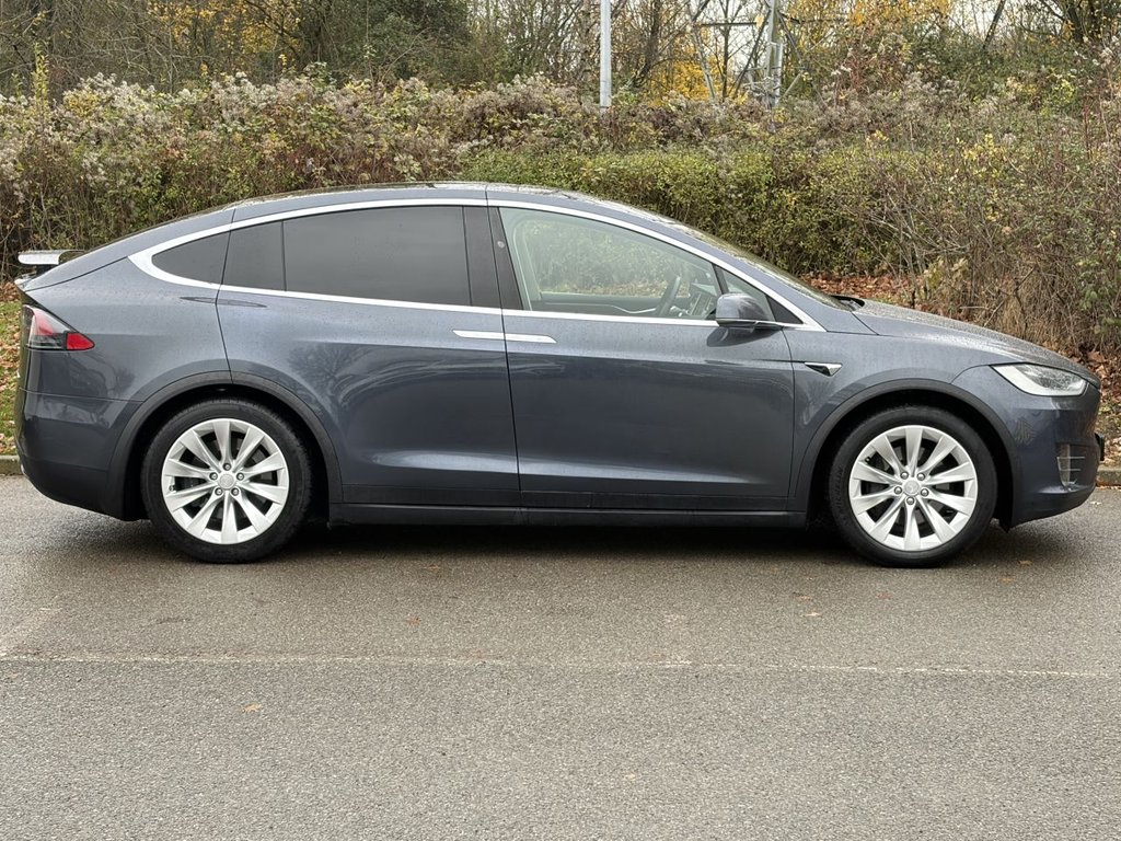 Used Tesla Model X 2018 for sale - 78082203: Photo 6