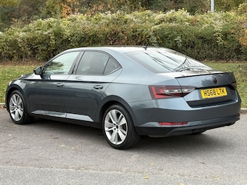 Used Skoda Superb 2019 for sale - 76417081: Photo