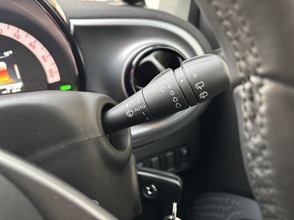 Used smart fortwo 2022 for sale - 76454042: Photo 14