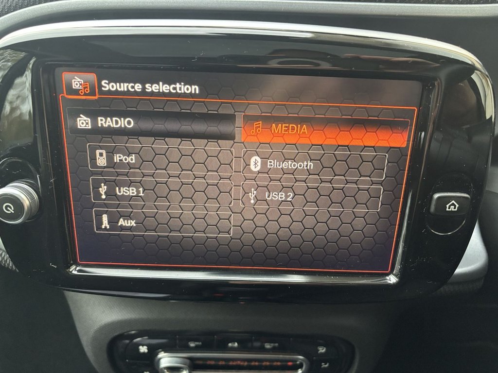 Used smart fortwo 2022 for sale - 76454042: Photo 15