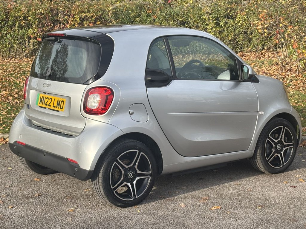Used smart fortwo 2022 for sale - 76454042: Photo 5