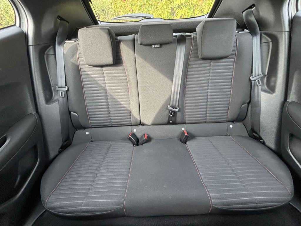 Used Peugeot E-2008 2021 for sale - 76147309: Photo 10