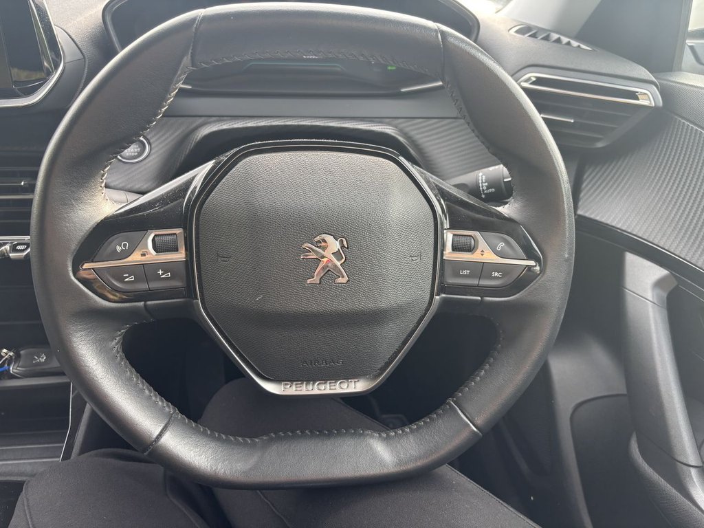 Used Peugeot E-2008 2021 for sale - 76147309: Photo 14