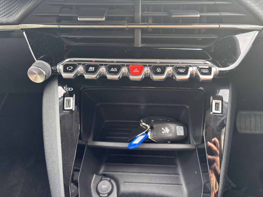 Used Peugeot E-2008 2021 for sale - 76147309: Photo 19