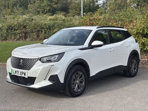 Used Peugeot E-2008 2021 for sale - 76147309: Photo 1