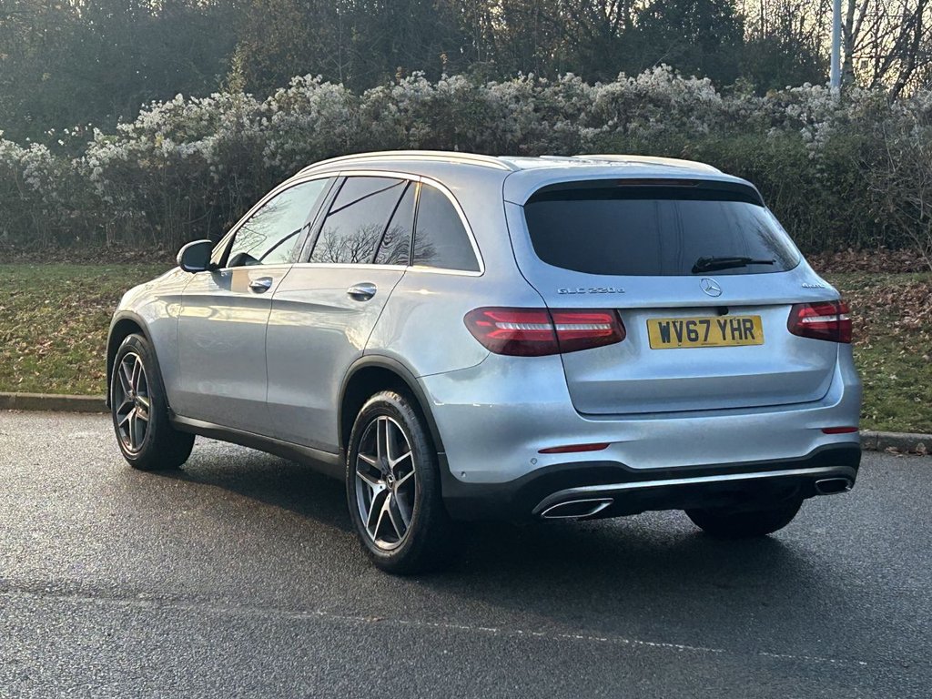 Used Mercedes-Benz GLC 2017 for sale - 76797611: Photo 3