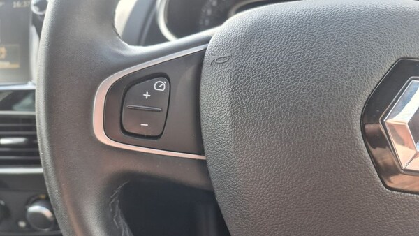 Used Renault Clio 2019 for sale - 75473484: Photo 12
