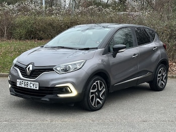 Used Renault Captur 2018 for sale - 77065085: Photo