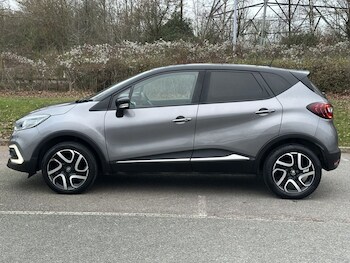 Used Renault Captur 2018 for sale - 77065085: Photo