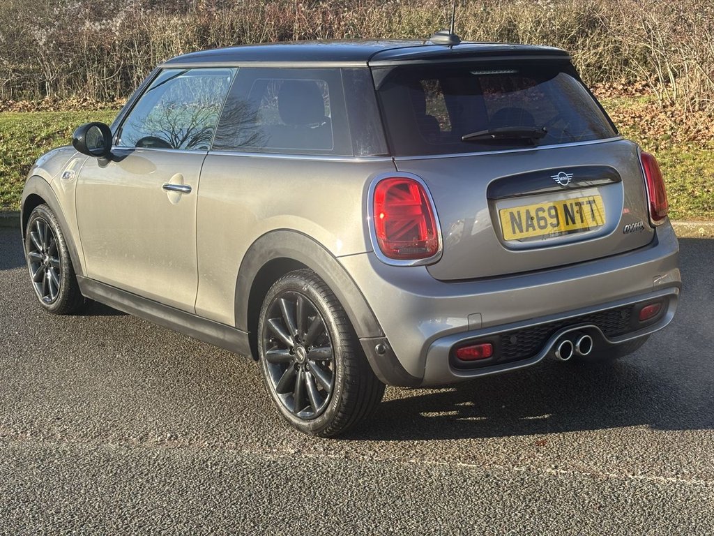 Used MINI Hatch 2019 for sale - 77199944: Photo 3