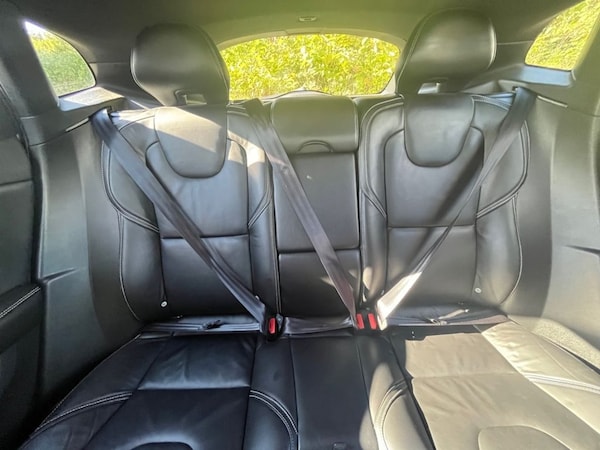 Used Volvo V40 2016 for sale - 72998151: Photo 10