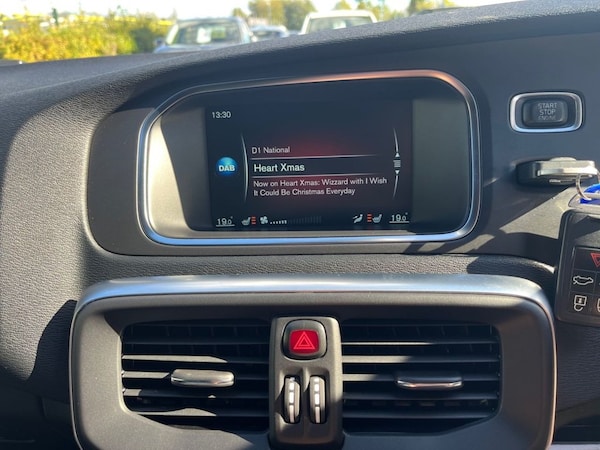 Used Volvo V40 2016 for sale - 72998151: Photo 16