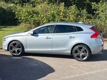 Used Volvo V40 2016 for sale - 72998151: Photo