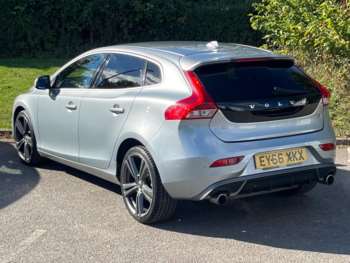 Used Volvo V40 2016 for sale - 72998151: Photo