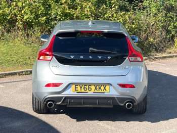Used Volvo V40 2016 for sale - 72998151: Photo