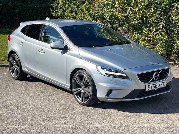 Used Volvo V40 2016 for sale - 72998151: Photo 7