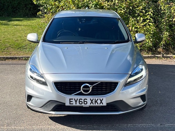 Used Volvo V40 2016 for sale - 72998151: Photo 8