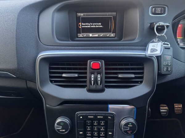 Used Volvo V40 2016 for sale - 76323158: Photo 16