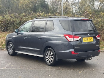 Used Ssangyong Turismo 2016 for sale - 76631842: Photo