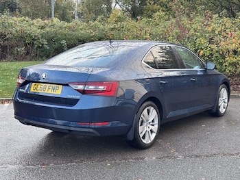 Used Skoda Superb 2018 for sale - 76327941: Photo 4