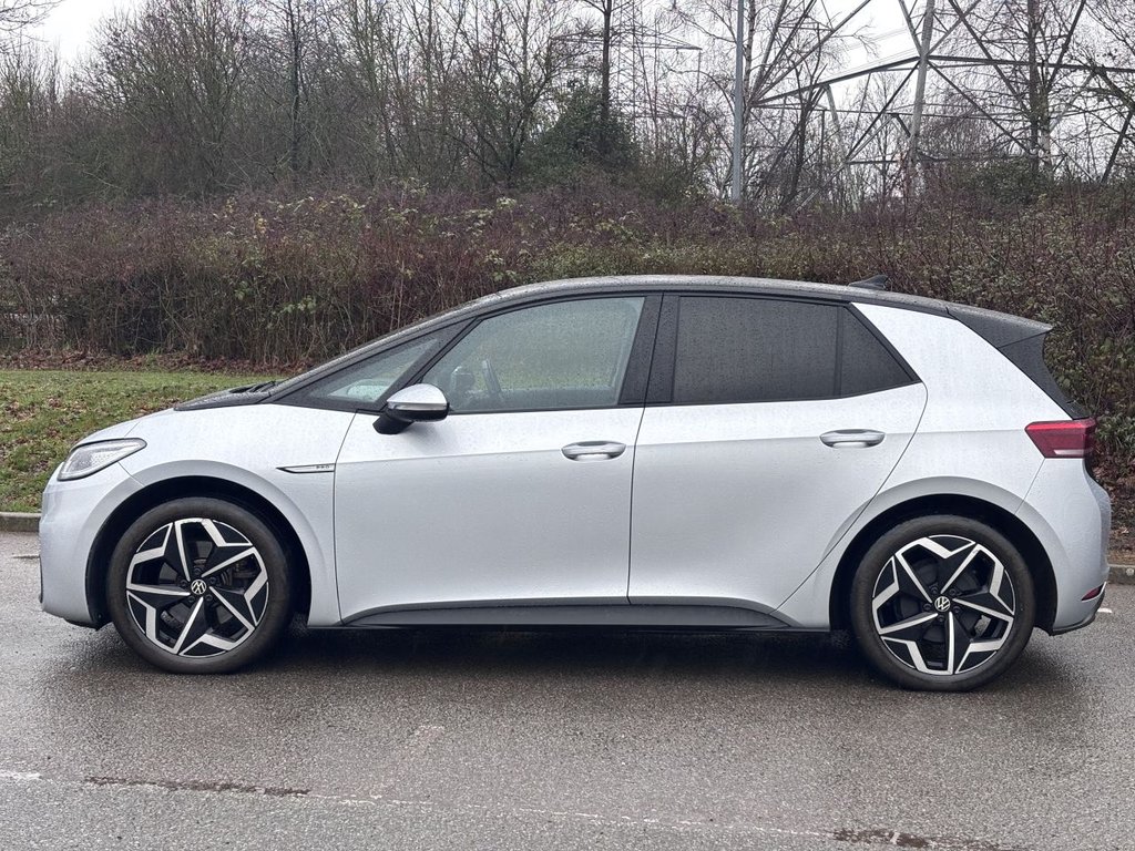 Used Volkswagen ID.3 2020 for sale - 77153271: Photo 2