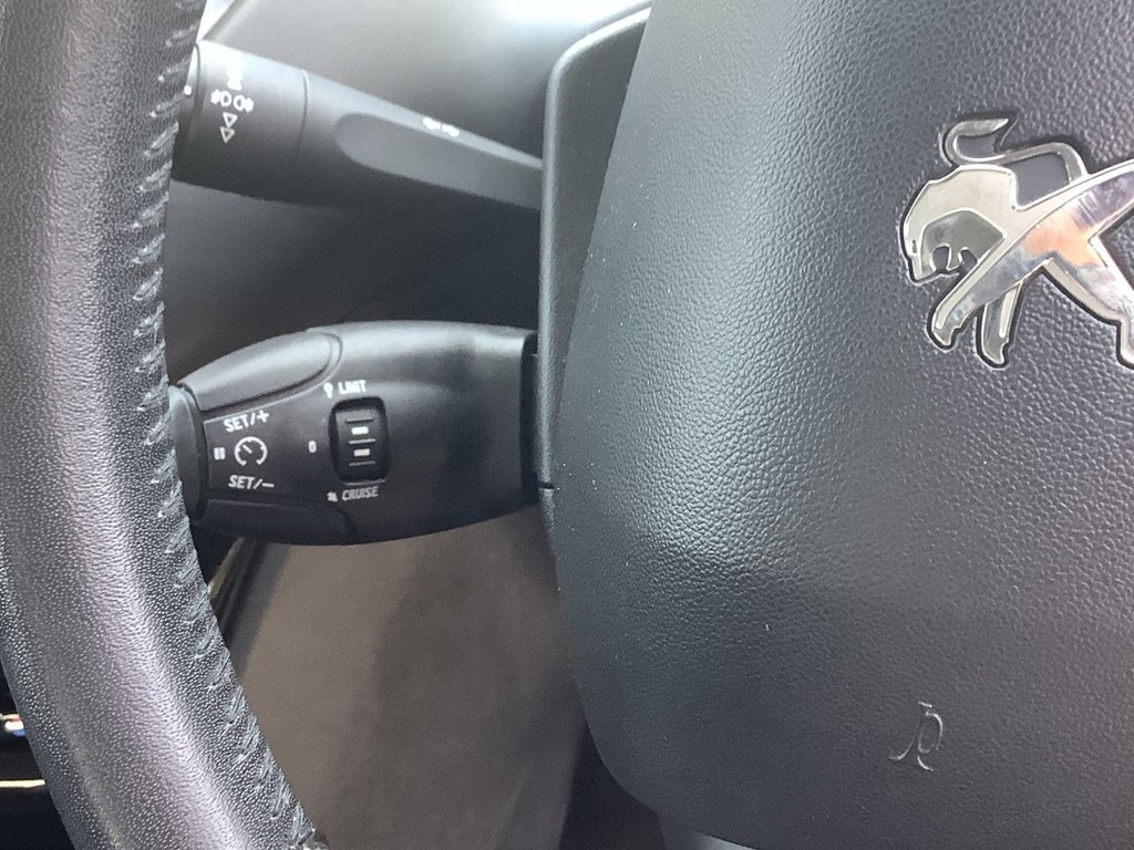 Used Peugeot 208 2015 for sale - 77919875: Photo 15