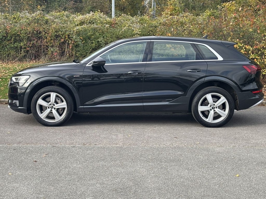 Used Audi e-tron 2021 for sale - 76417066: Photo 2