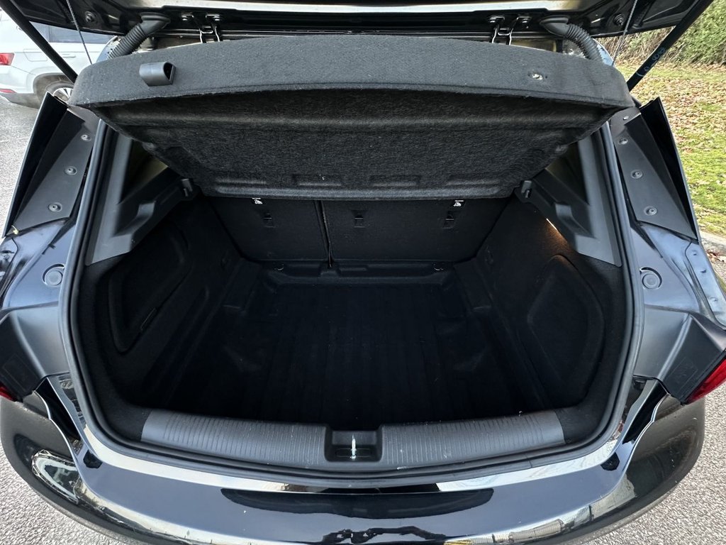 Used Vauxhall Astra 2019 for sale - 76654420: Photo 11