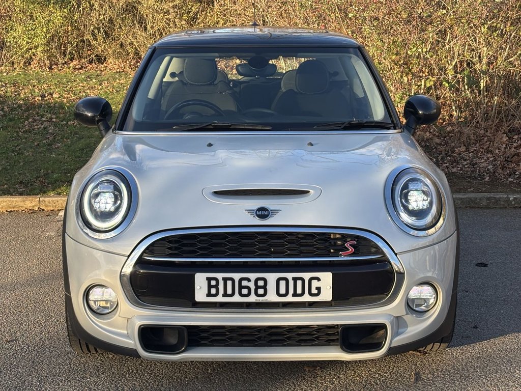 Used MINI Hatch 2018 for sale - 77038075: Photo 8