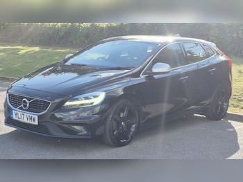 Used Volvo V40 2017 for sale - 75831119: Photo