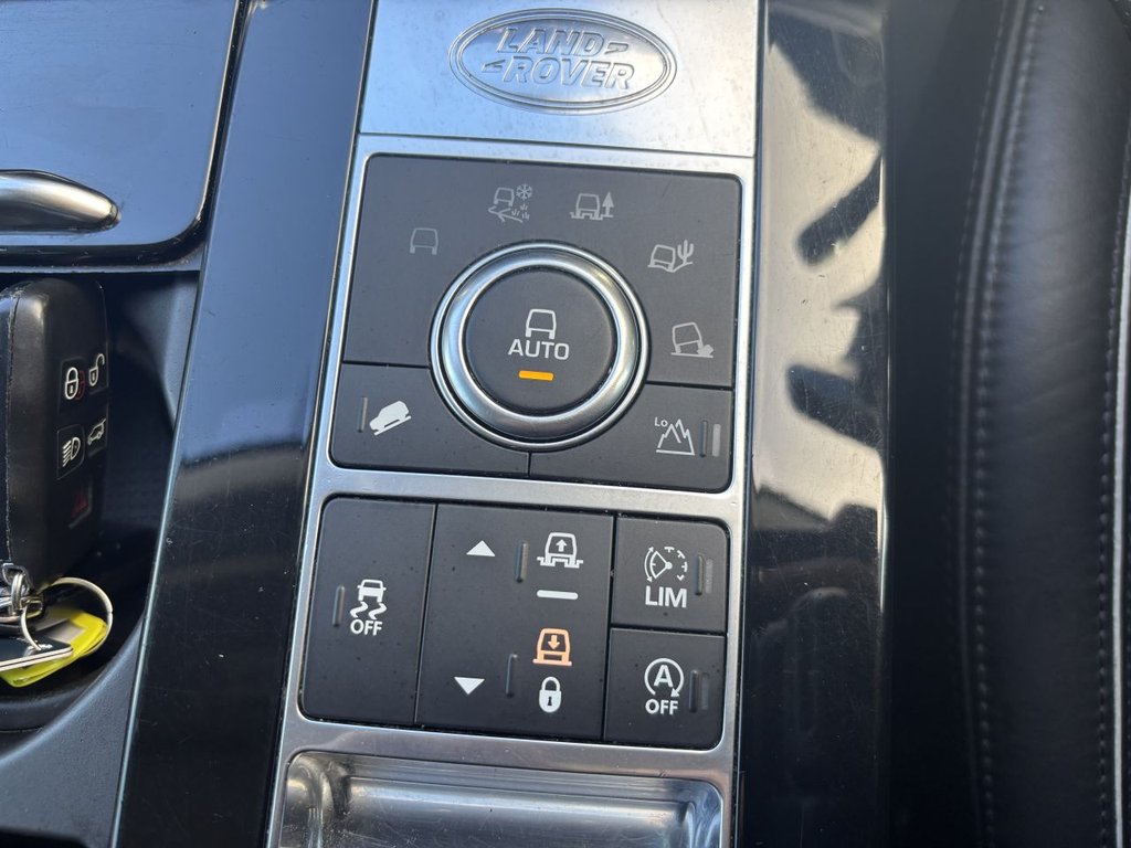 Used Land Rover Discovery 2017 for sale - 76367523: Photo 23