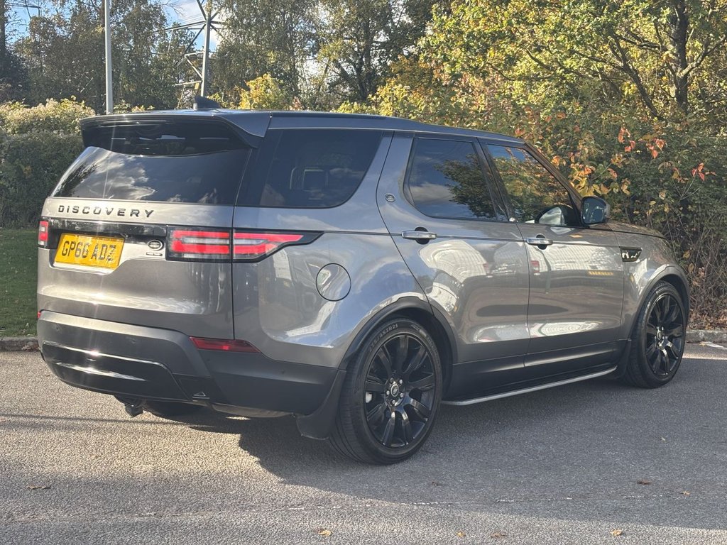 Used Land Rover Discovery 2017 for sale - 76367523: Photo 5