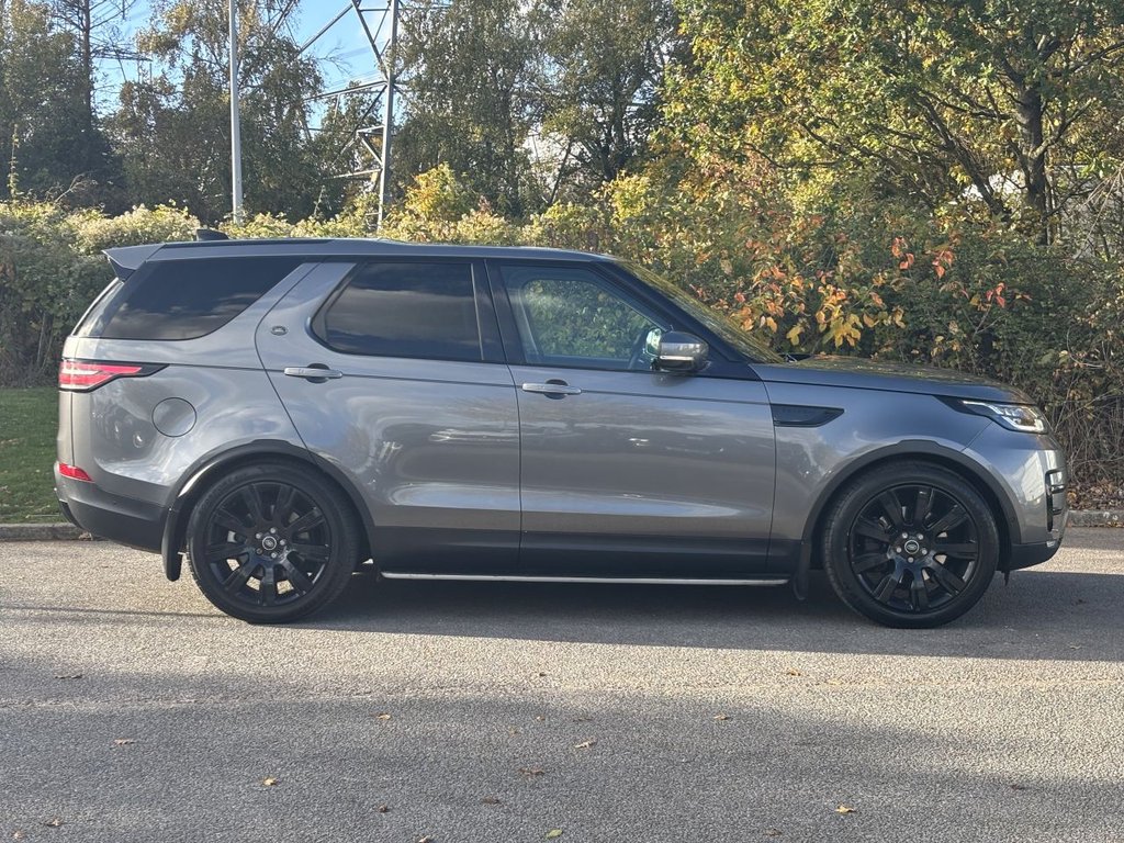 Used Land Rover Discovery 2017 for sale - 76367523: Photo 6