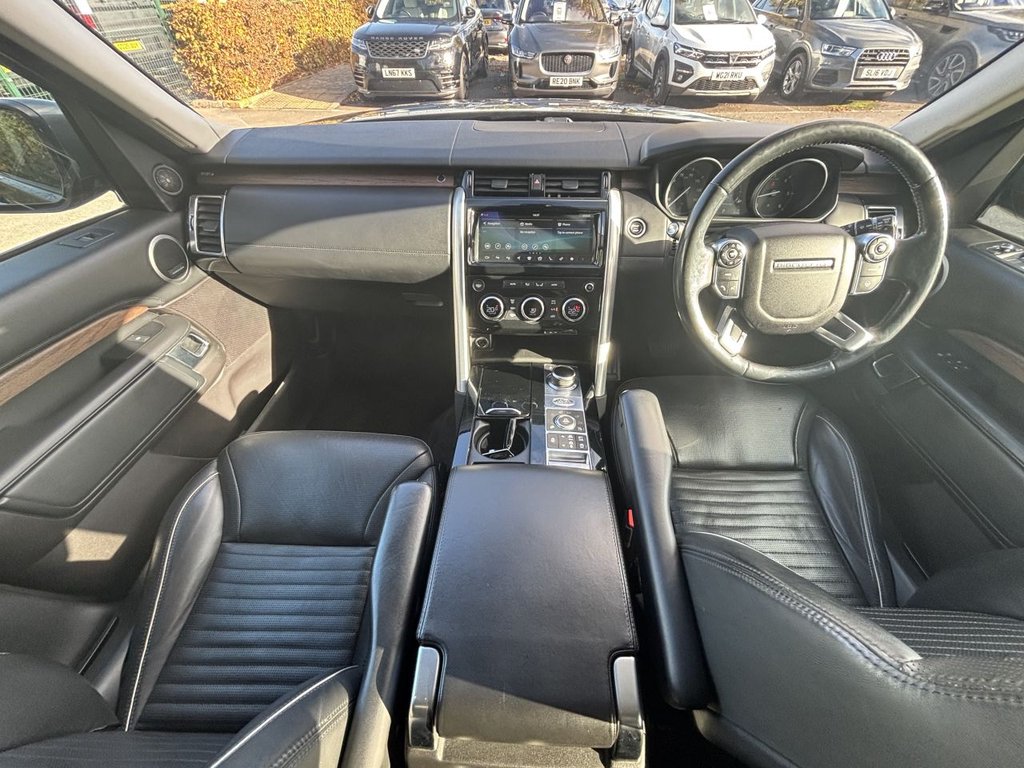 Used Land Rover Discovery 2017 for sale - 76367523: Photo 9