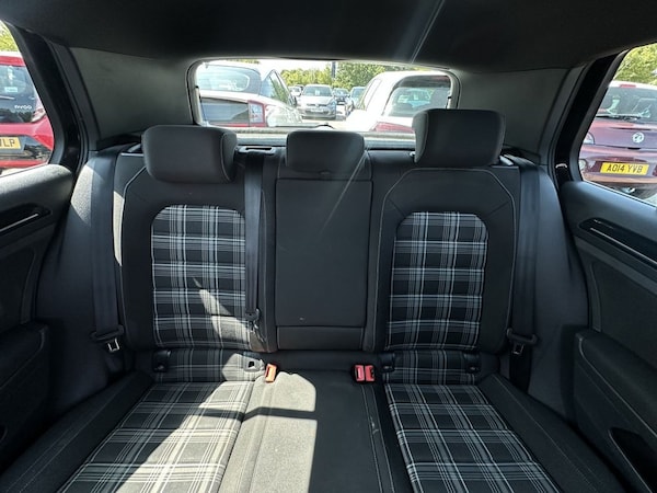 Used Volkswagen Golf 2015 for sale - 75548455: Photo 10