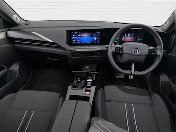 Used Vauxhall Astra 2024 for sale - 78349800: Photo