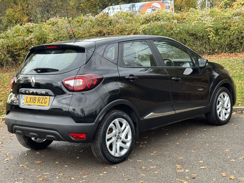 Used Renault Captur 2018 for sale - 76454189: Photo 5