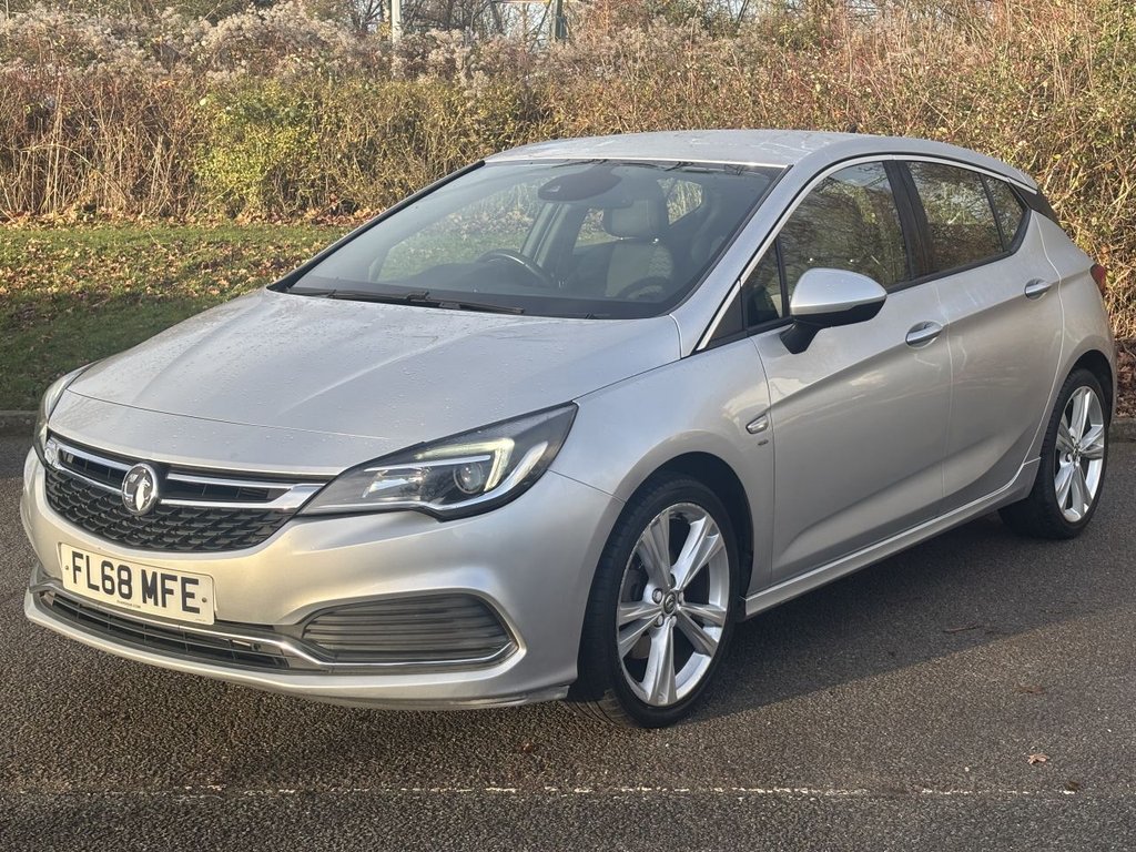 Used Vauxhall Astra 2018 for sale - 76985821: Photo 1